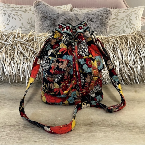 VERA BRADLEY Happy Snail 2011 Quick Draw Crossbody Cinch Bucket Bag Blue Orange - Picture 1 of 13